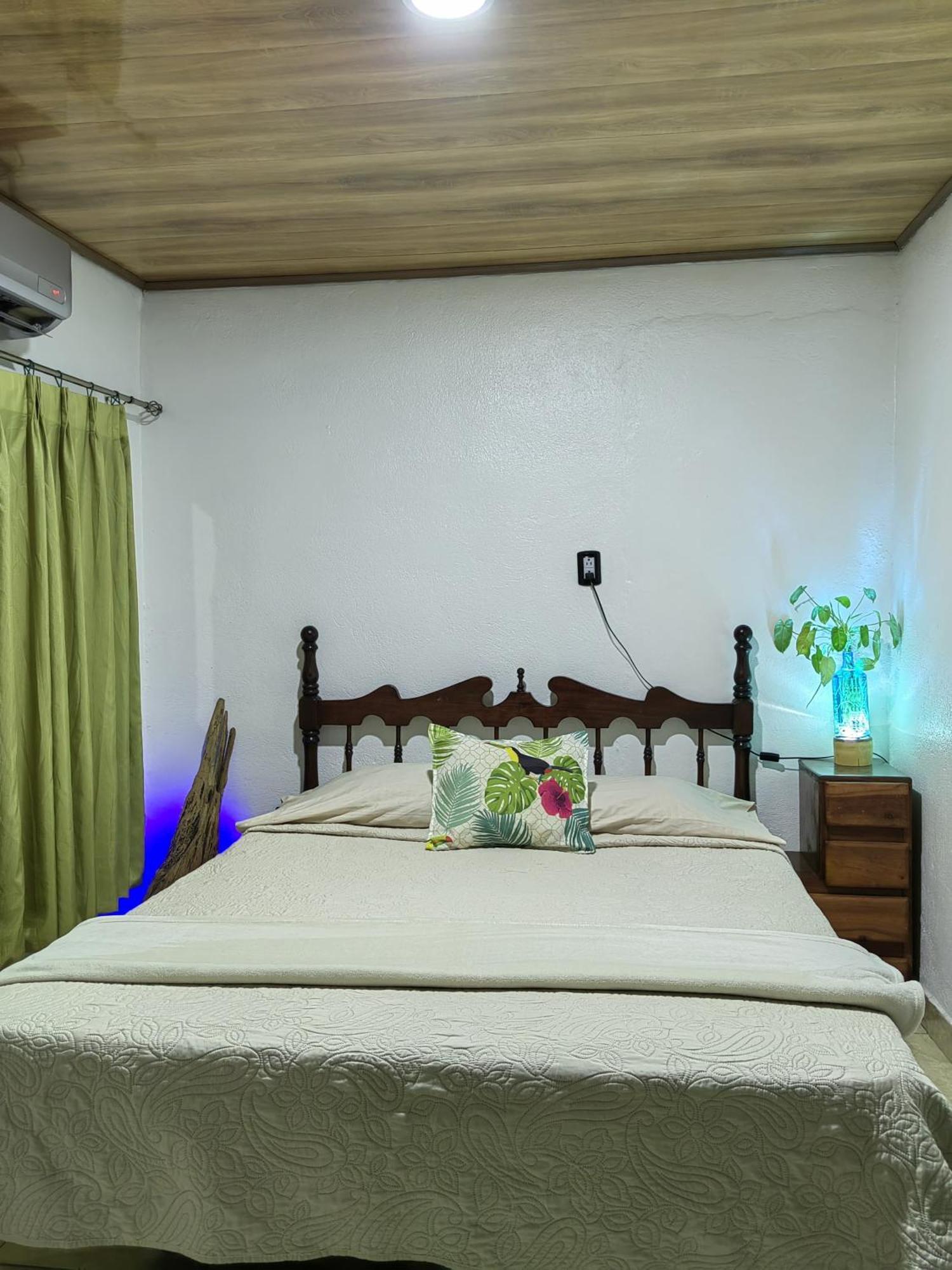 Apartamento Casa Victoria Puntarenas Exterior foto
